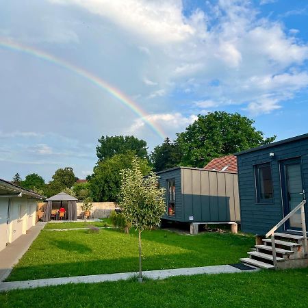 Pixel - Tiny Campus Villa Tîrgu Secuiesc Dış mekan fotoğraf