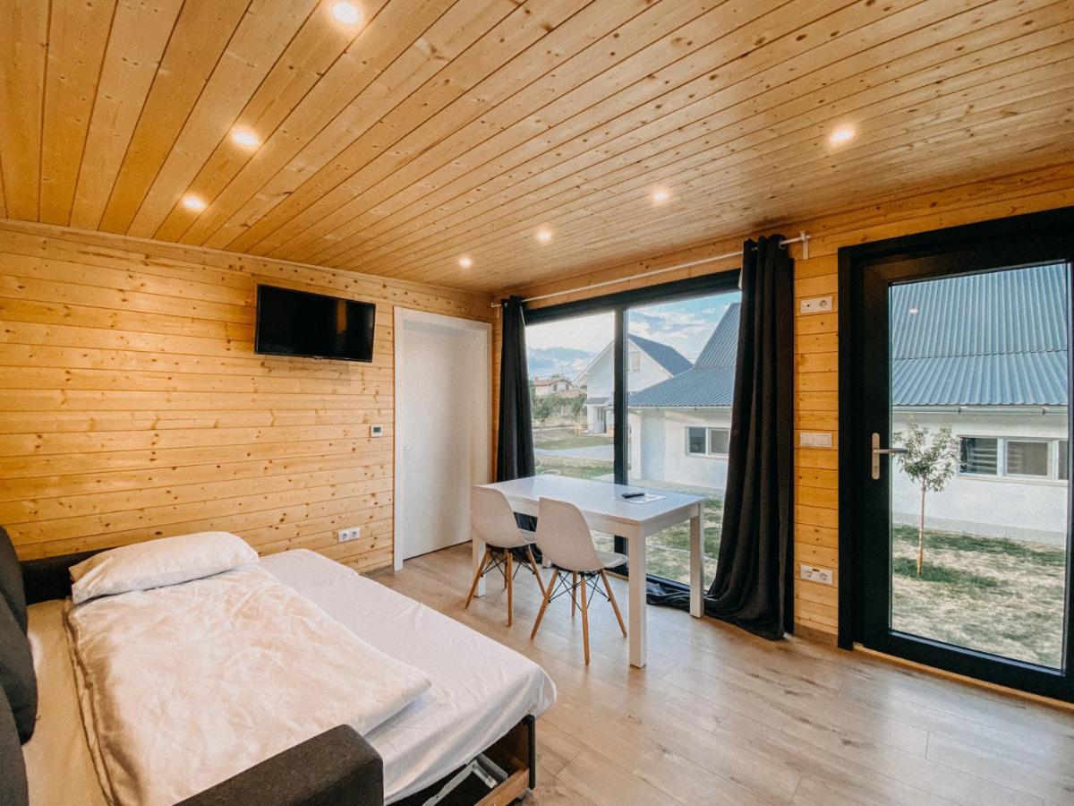 Pixel - Tiny Campus Villa Tîrgu Secuiesc Dış mekan fotoğraf
