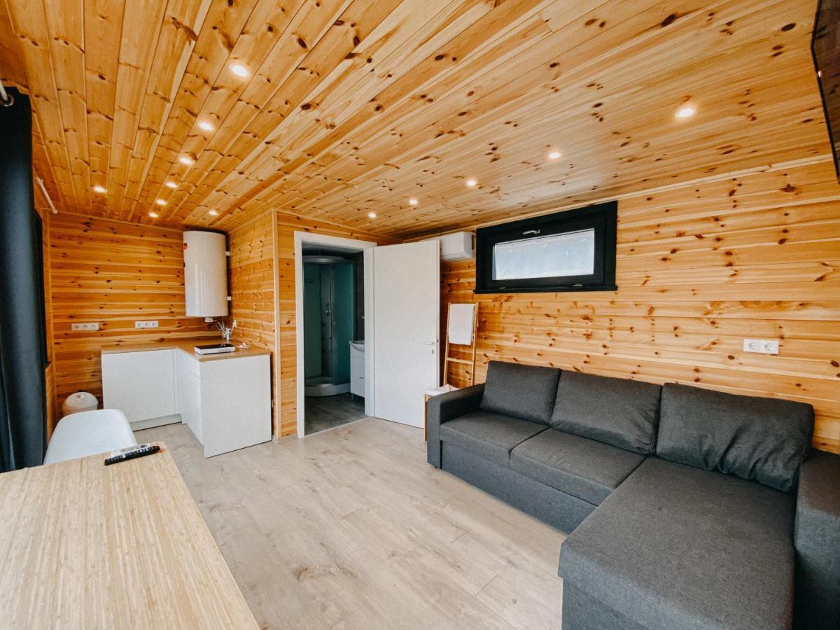Pixel - Tiny Campus Villa Tîrgu Secuiesc Dış mekan fotoğraf