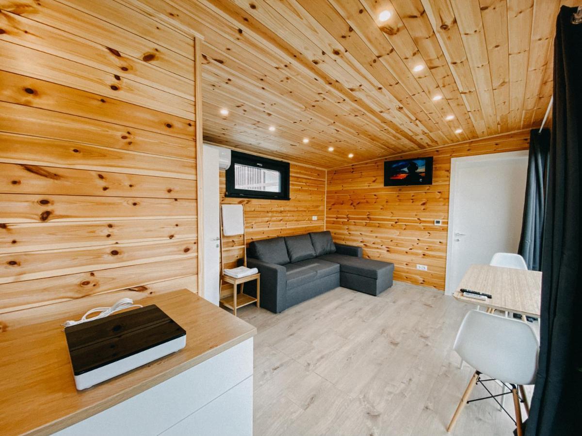 Pixel - Tiny Campus Villa Tîrgu Secuiesc Dış mekan fotoğraf