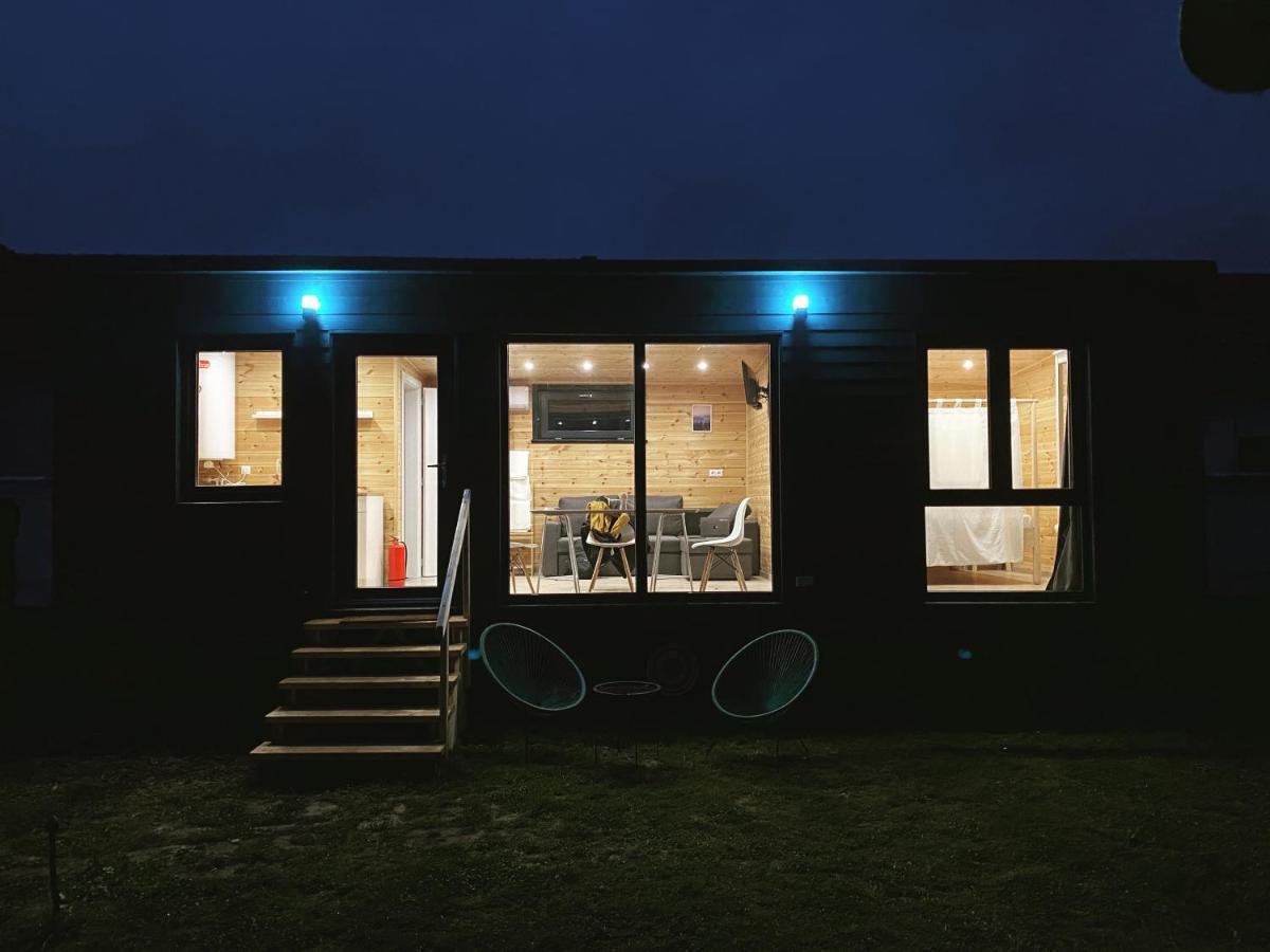 Pixel - Tiny Campus Villa Tîrgu Secuiesc Dış mekan fotoğraf