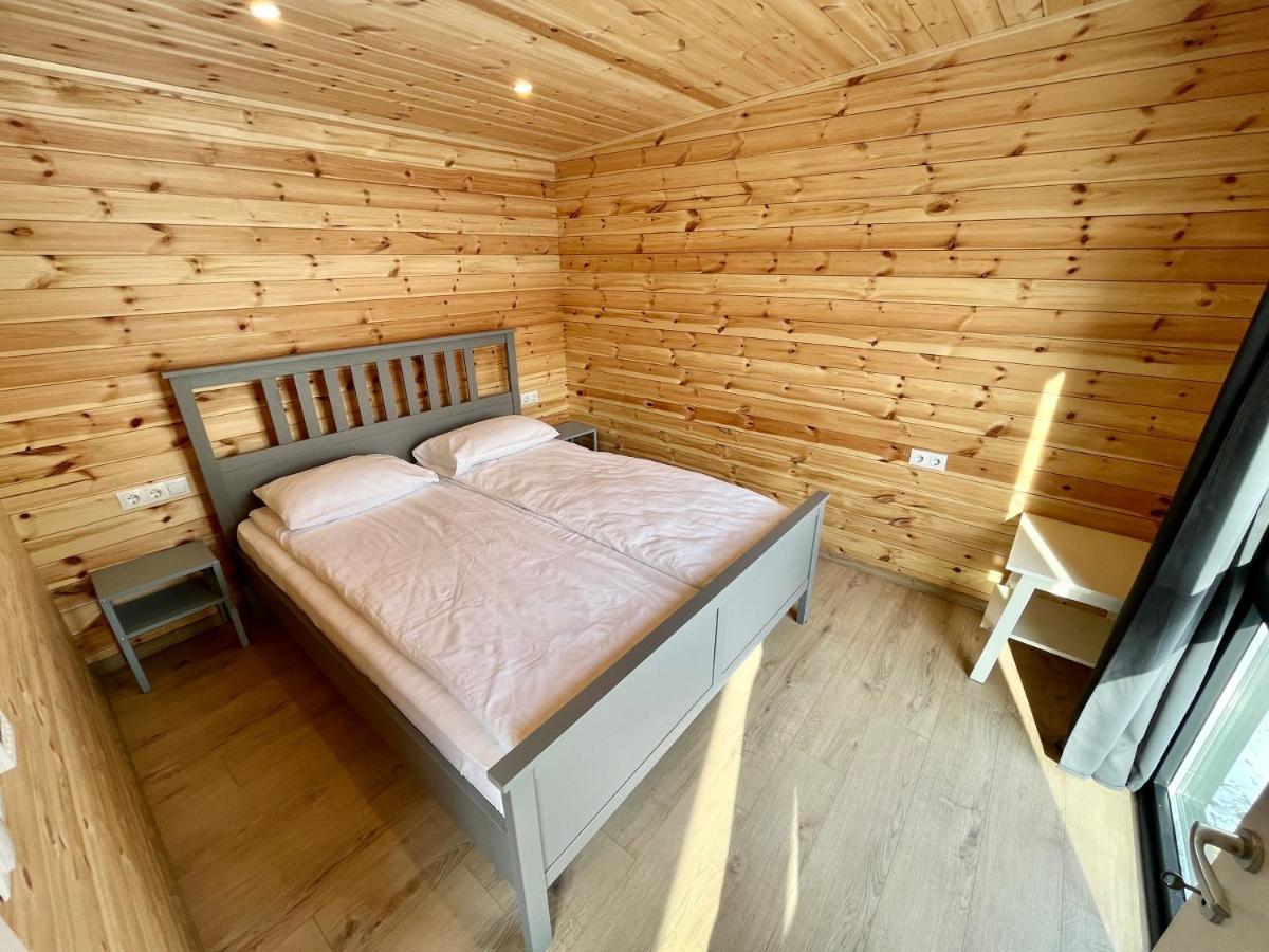 Pixel - Tiny Campus Villa Tîrgu Secuiesc Dış mekan fotoğraf