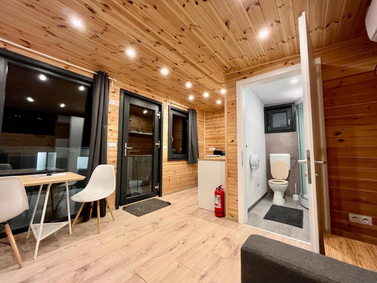 Pixel - Tiny Campus Villa Tîrgu Secuiesc Dış mekan fotoğraf