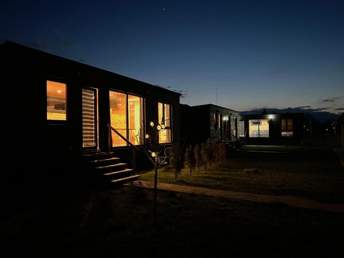 Pixel - Tiny Campus Villa Tîrgu Secuiesc Dış mekan fotoğraf