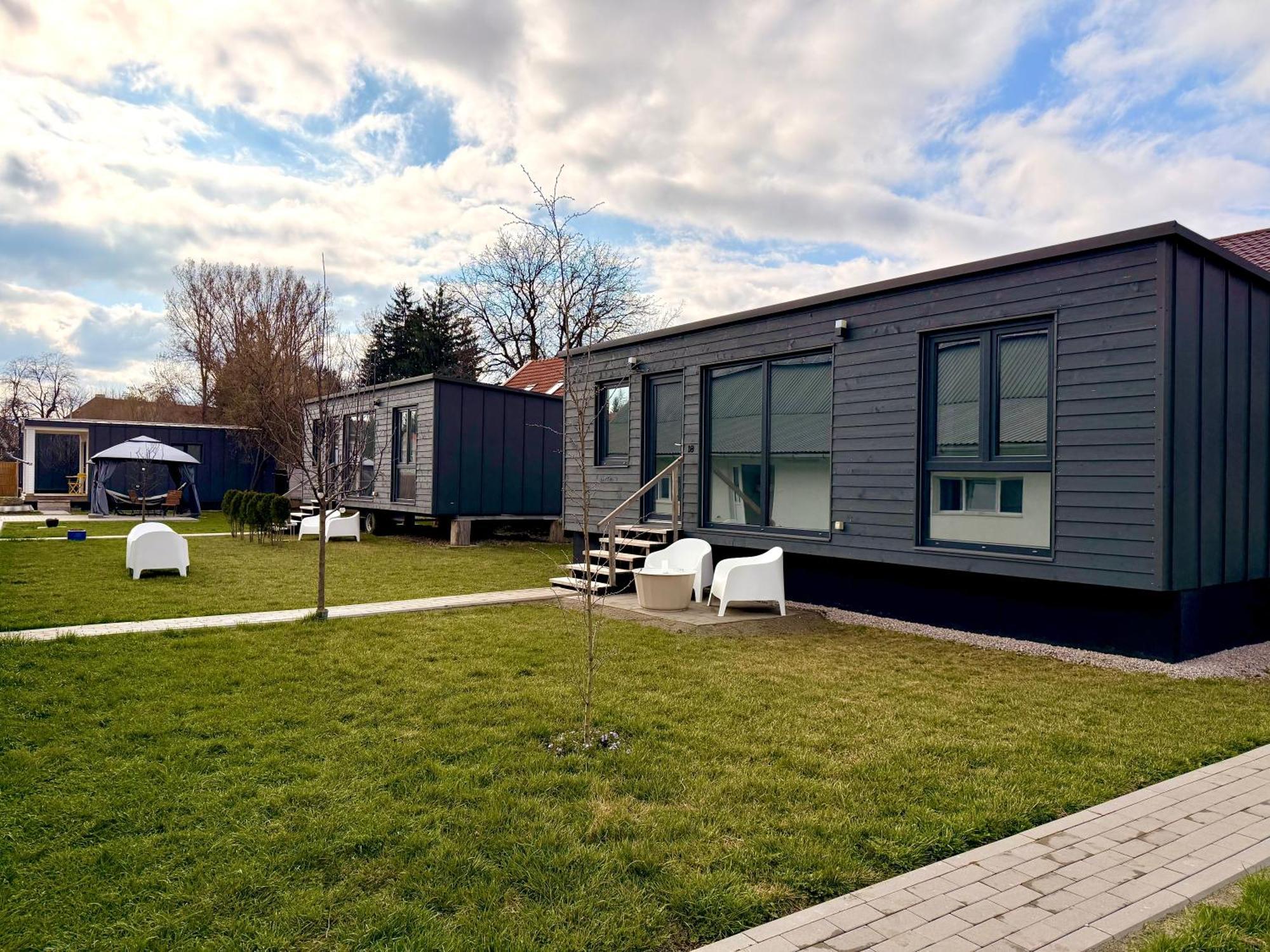 Pixel - Tiny Campus Villa Tîrgu Secuiesc Dış mekan fotoğraf