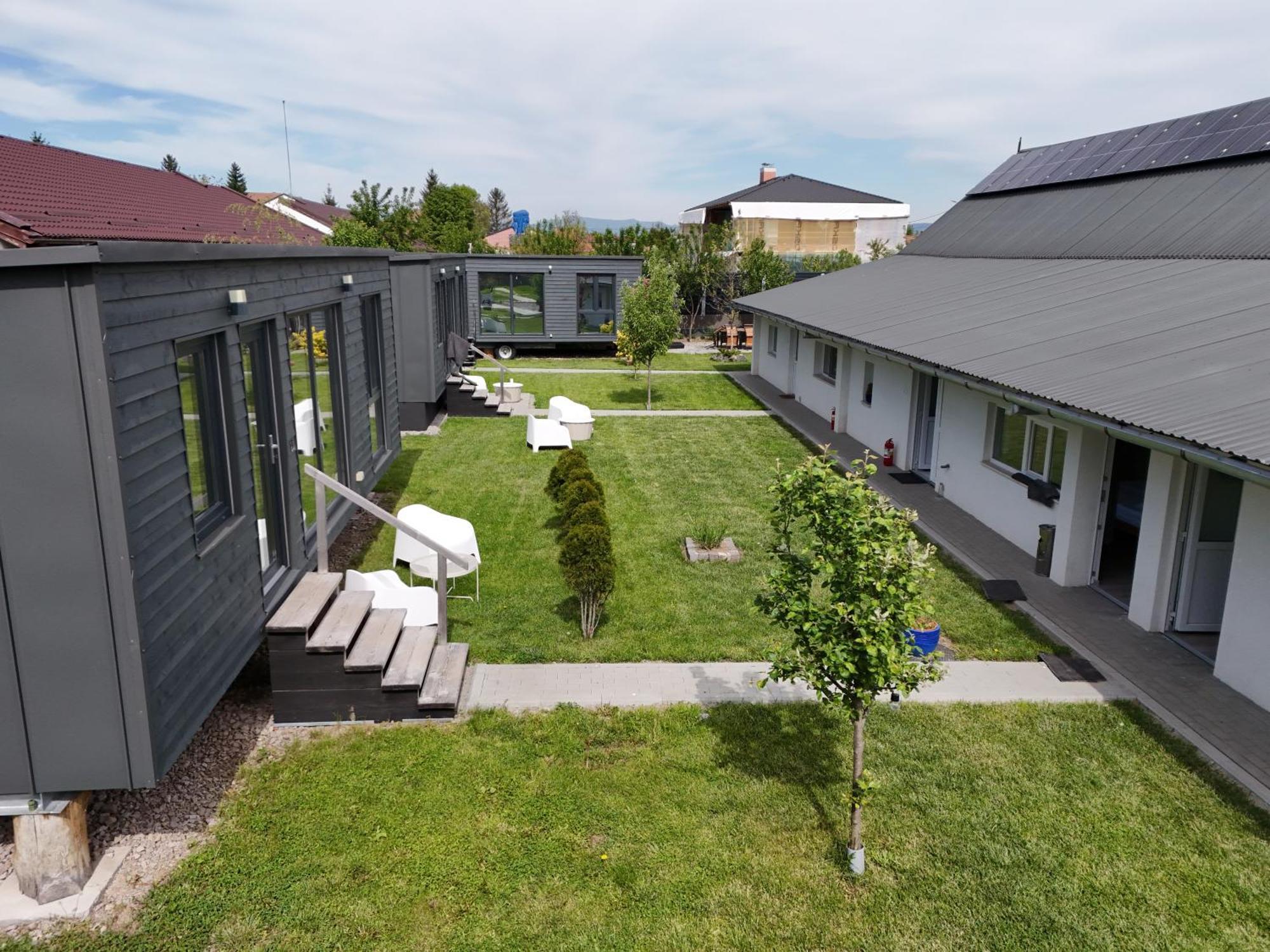 Pixel - Tiny Campus Villa Tîrgu Secuiesc Dış mekan fotoğraf