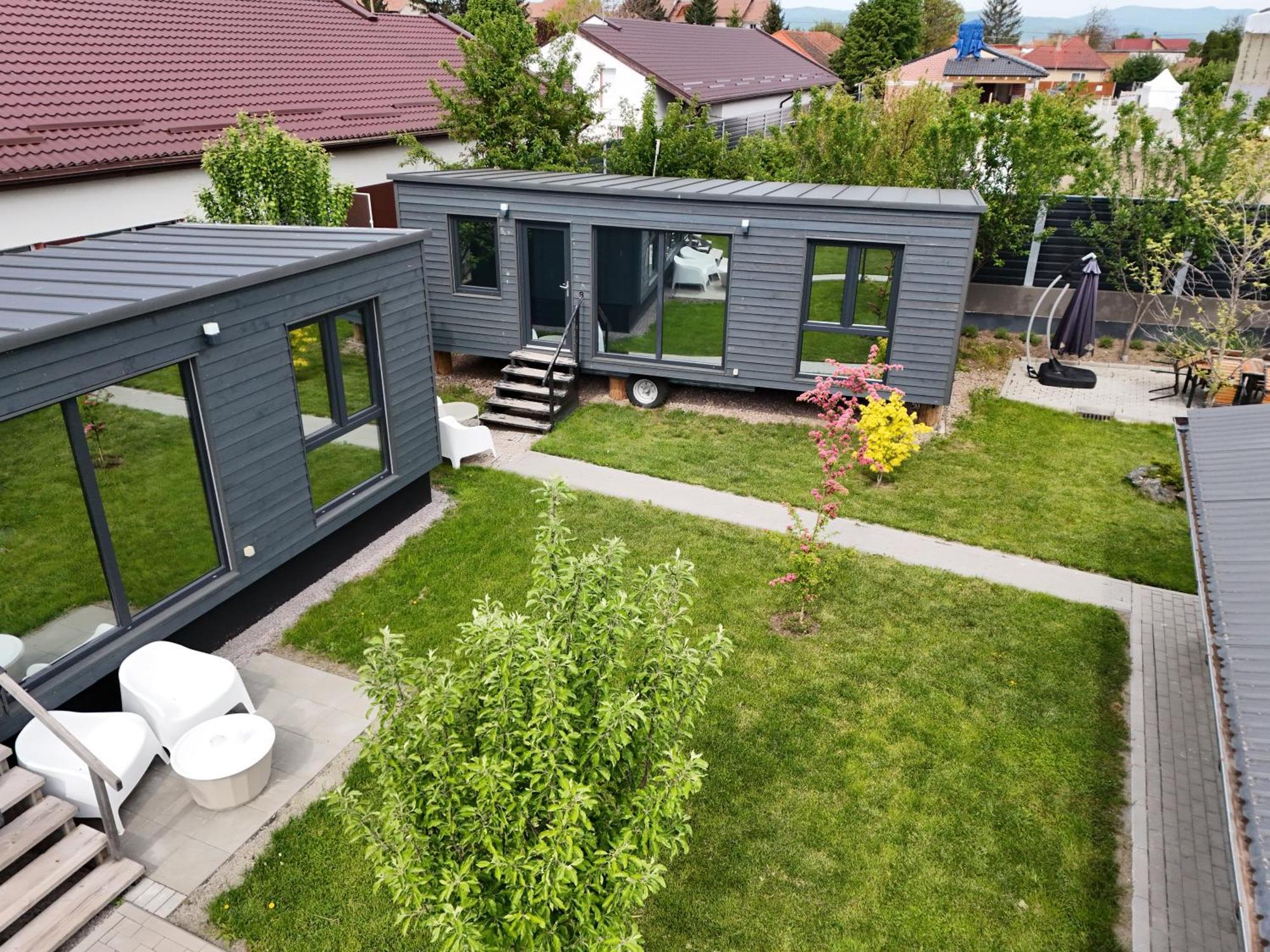 Pixel - Tiny Campus Villa Tîrgu Secuiesc Dış mekan fotoğraf